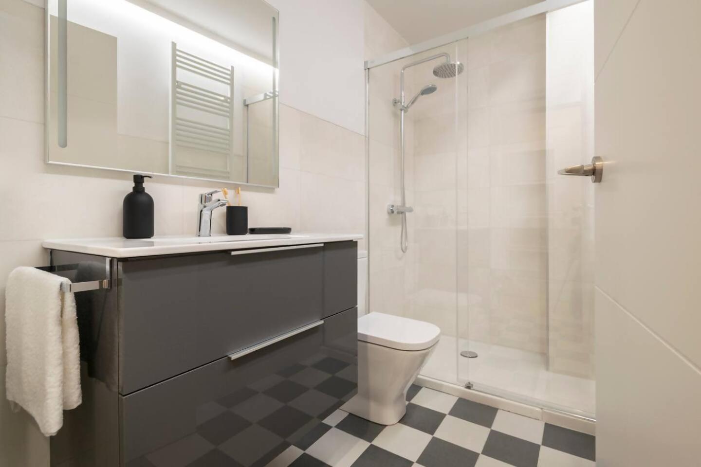 Precioso Apartamento Recien Reformado Pleno Centro Pamplona Ngoại thất bức ảnh